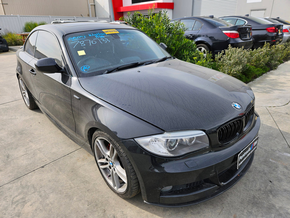 S3139 1' E82 LCI Coupe 125i N52N AUTO 2011/06