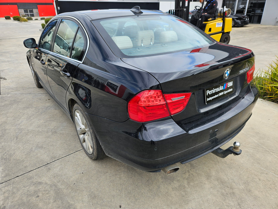 S3148 3' E90 LCI Sedan 320d N47N AUTO 2010/11