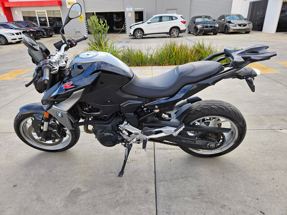 S3194 K83 Bike F900R 4-ZYL 2020/01