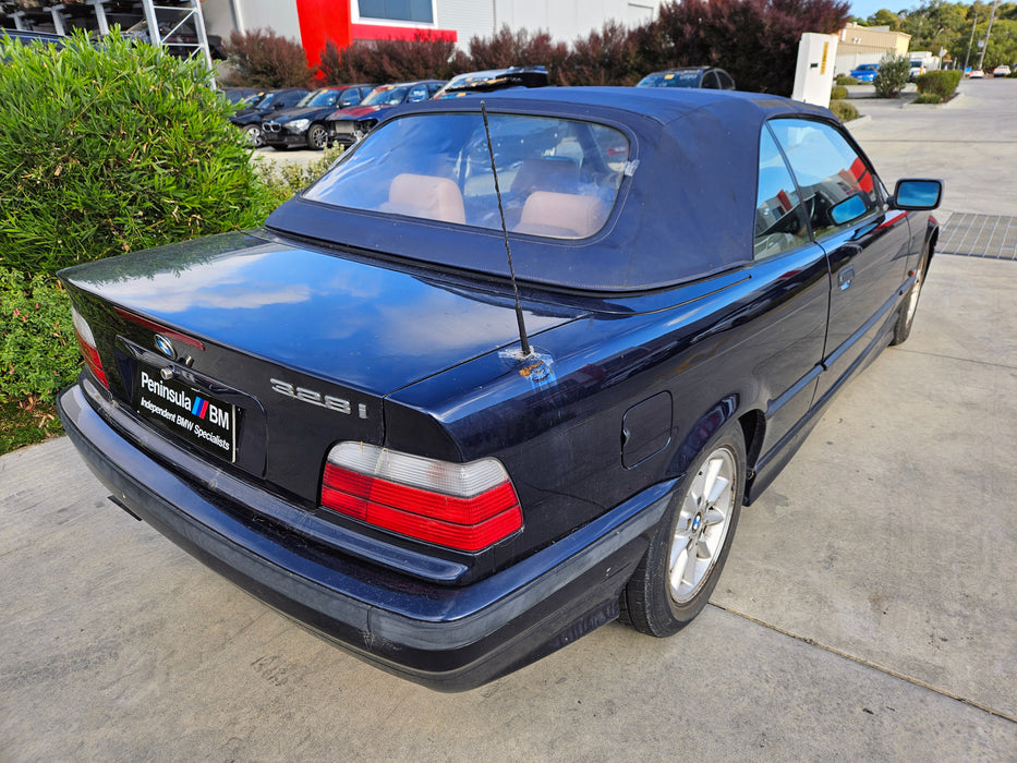 S3195 3' E36 Convertible 328i M52 MANUAL 1999/02