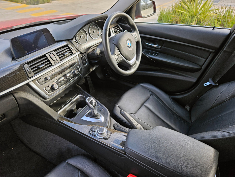 S3208 3' F30 Sedan 328i N20 AUTO 2012/05