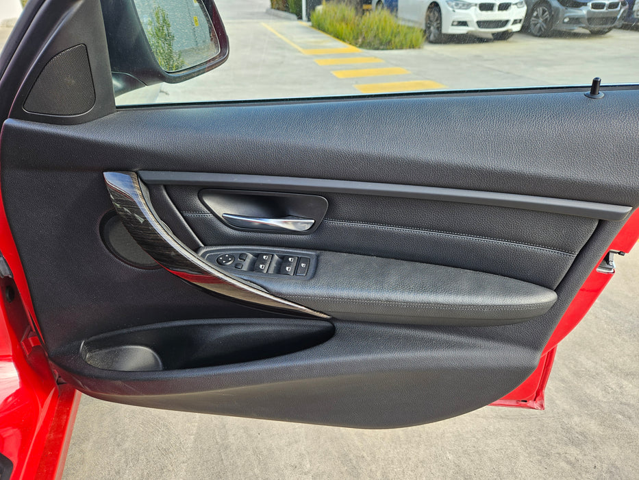 S3208 3' F30 Sedan 328i N20 AUTO 2012/05