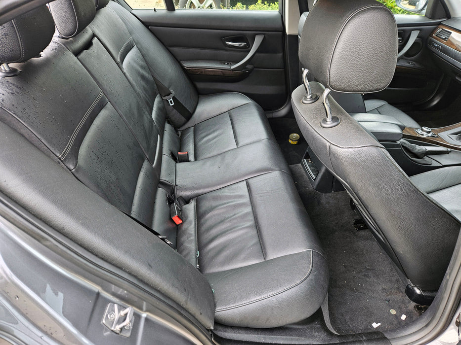 S3209 3' E90 LCI Sedan 320i N46N AUTO 2011/09