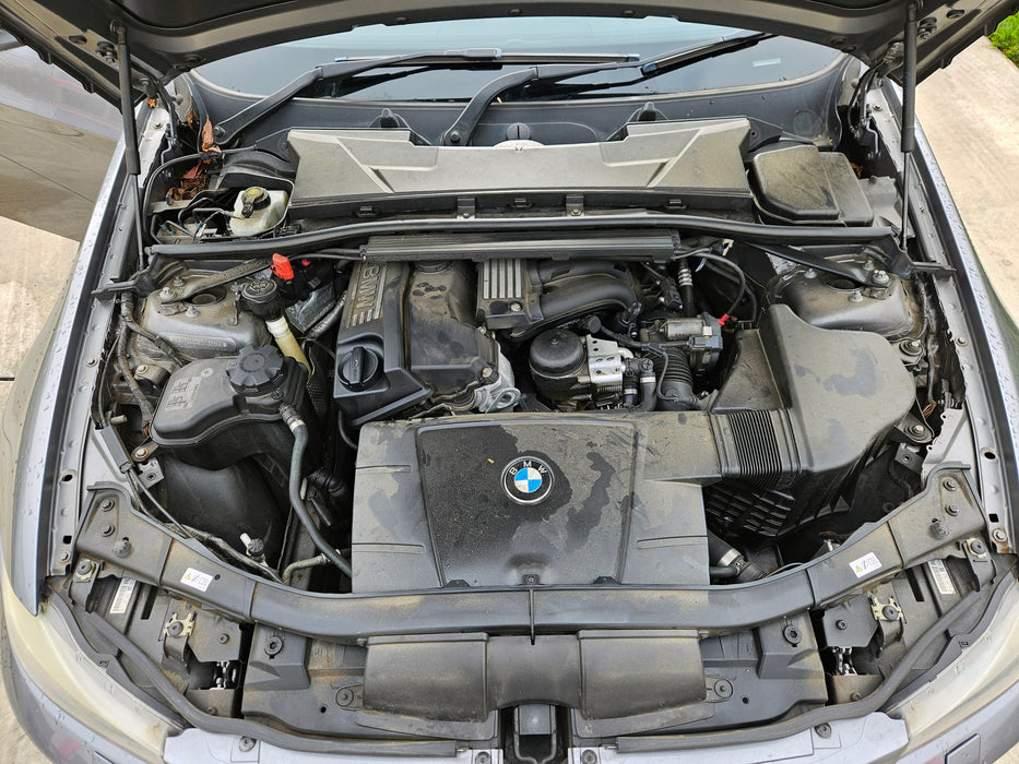 S3209 3' E90 LCI Sedan 320i N46N AUTO 2011/09