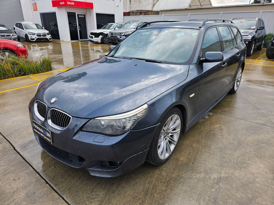 S3211 5' E61 LCI Touring 530i N52N AUTO 2007/06