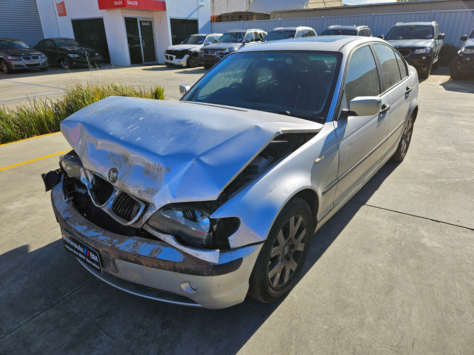 S3214 3' E46 Sedan 318i N42 AUTO 2001/10