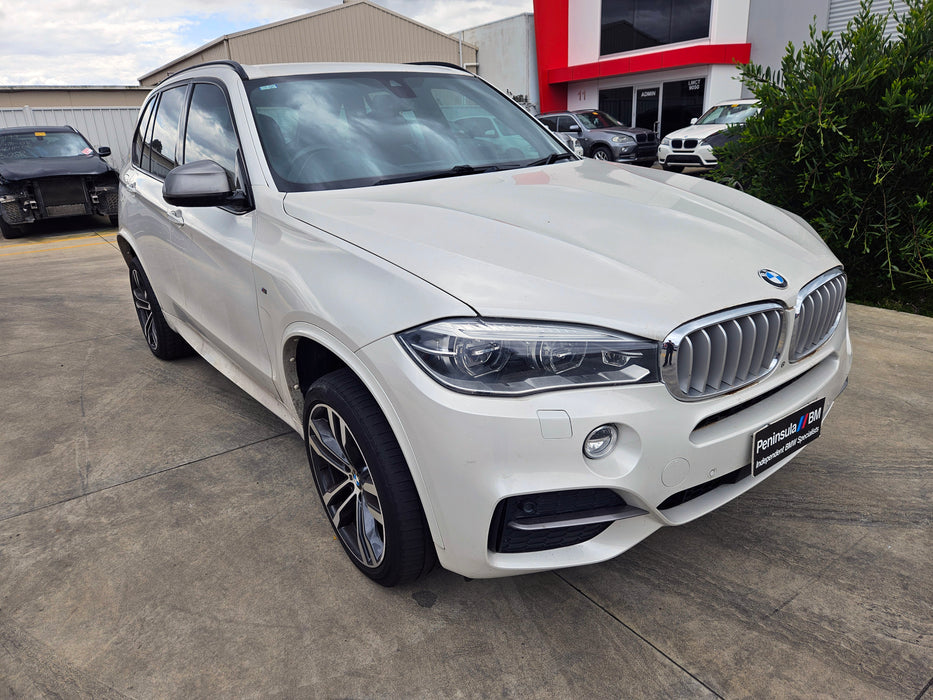 S3220 X5 F15 SAV M50d N57 AUTO 2013/10