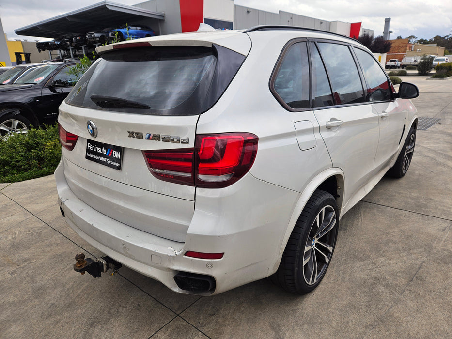 S3220 X5 F15 SAV M50d N57 AUTO 2013/10