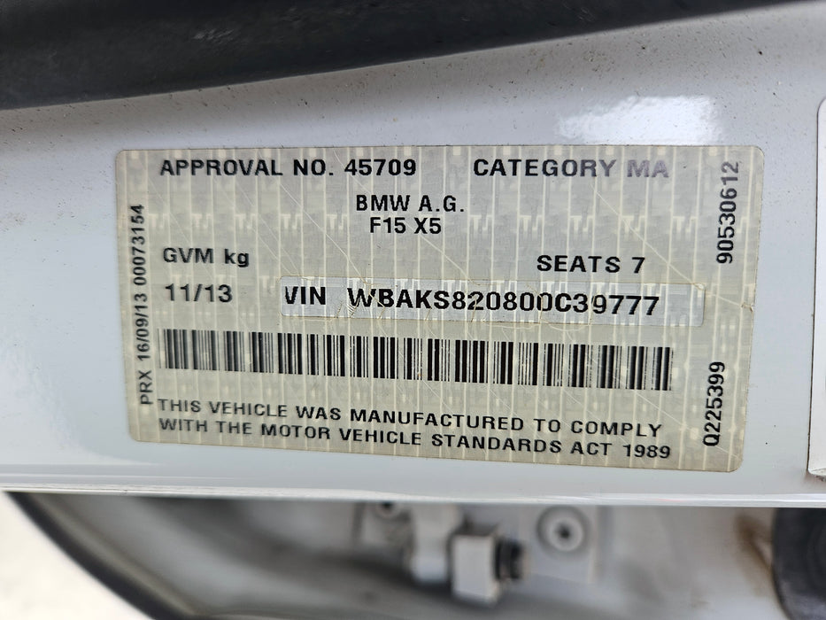 S3220 X5 F15 SAV M50d N57 AUTO 2013/10