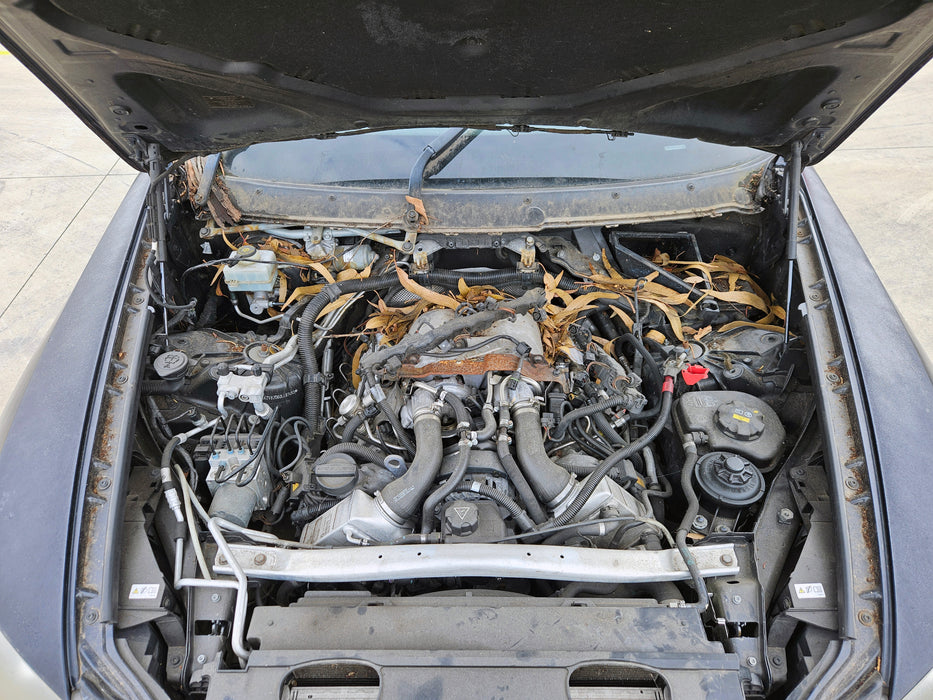 S3222 X5 E70 LCI SUV 50iX N63N AUTO 2010/12