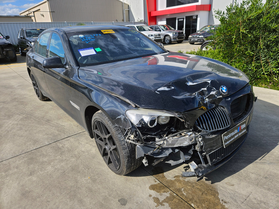 S3229 7' F01 Sedan 740i N54 AUTO 2011/11
