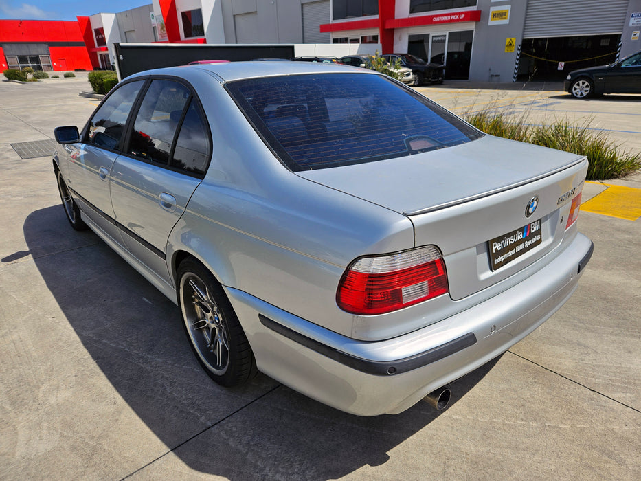 S3233 5' E39 Sedan 530i M54 AUTO 2001/09