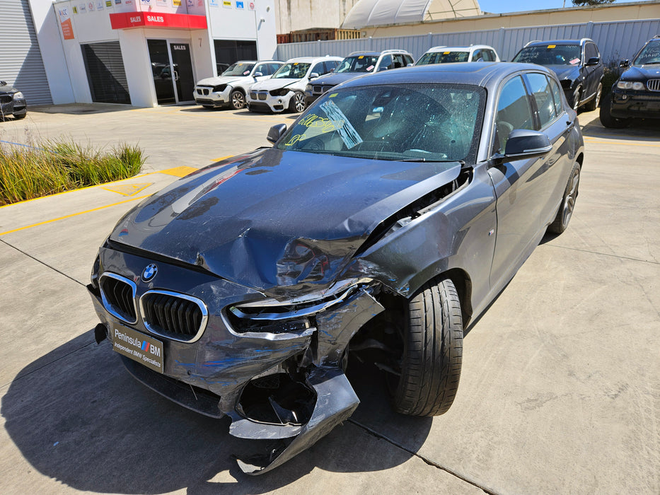 S3235 1' F20 LCI Hatch 125i N20 AUTO 2015/09