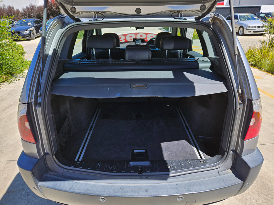 S3237 E83 X3 SUV 3.0i M54 AUTO 2005/01