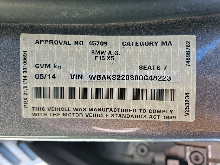 S3238 X5 F15 SAV 25dX N47S1 AUTO 2014/02