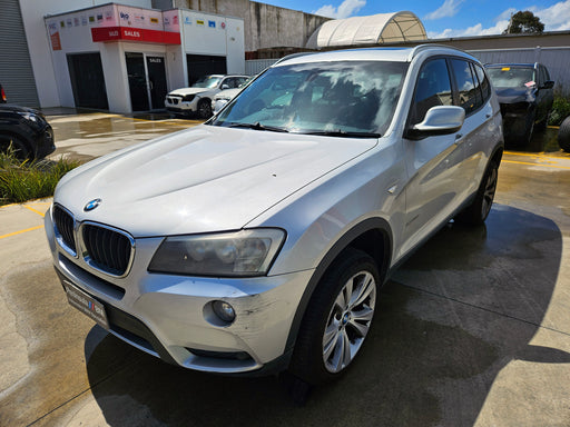 S3242 X3 F25 SAV 20dX N47N AUTO 2011/08