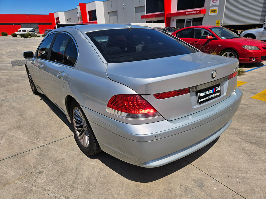 S3244 7' E65 Sedan 735i N62 AUTO 2002/09