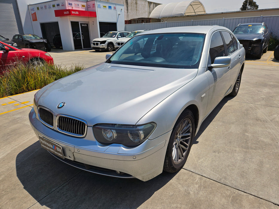 S3244 7' E65 Sedan 735i N62 AUTO 2002/09