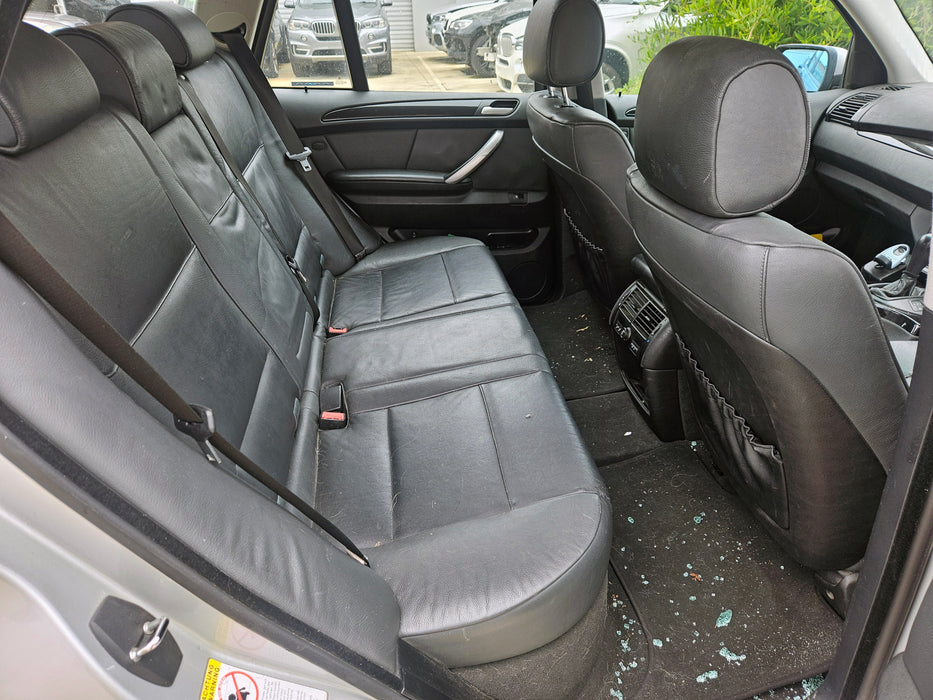 S3246 X5 E53 SUV 3.0i M54 AUTO 2002/09