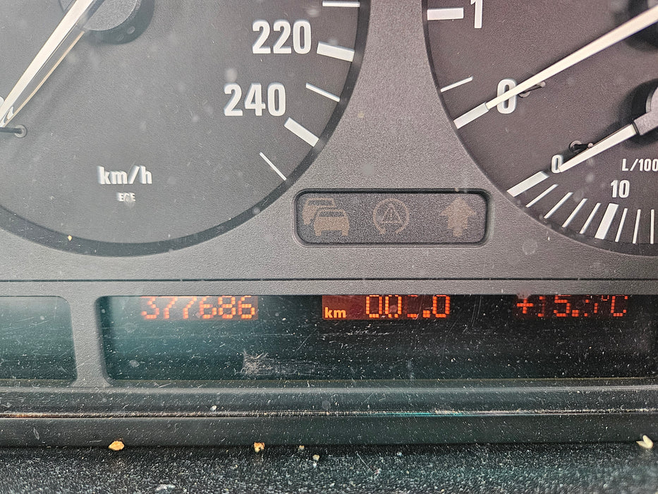 S3246 X5 E53 SUV 3.0i M54 AUTO 2002/09