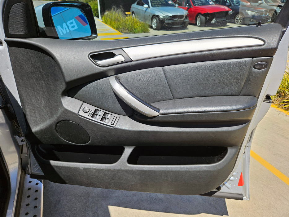 S3252 X5 E53 SUV 3.0i M54 AUTO 2002/07