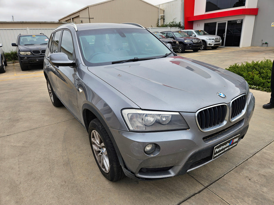 S3255 X3 F25 SAV 20dX N47N AUTO 2011/09