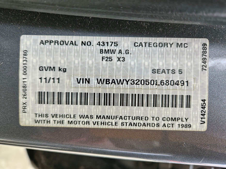 S3255 X3 F25 SAV 20dX N47N AUTO 2011/09