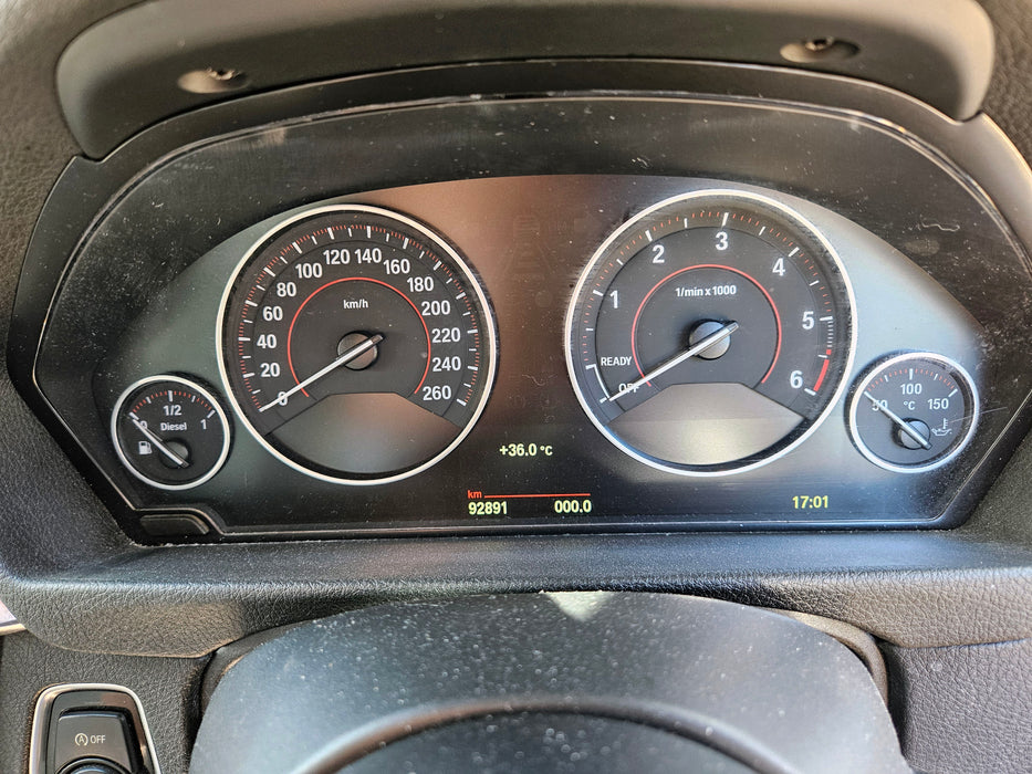 S3261 3' F30 Sedan 320d N47N AUTO 2014/08