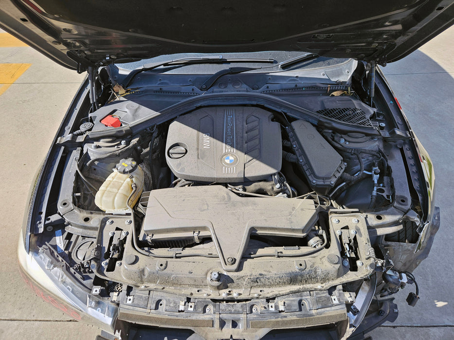 S3261 3' F30 Sedan 320d N47N AUTO 2014/08