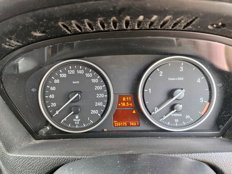 S3262 X5 E70 LCI SUV 30dX N57 AUTO 2010/09