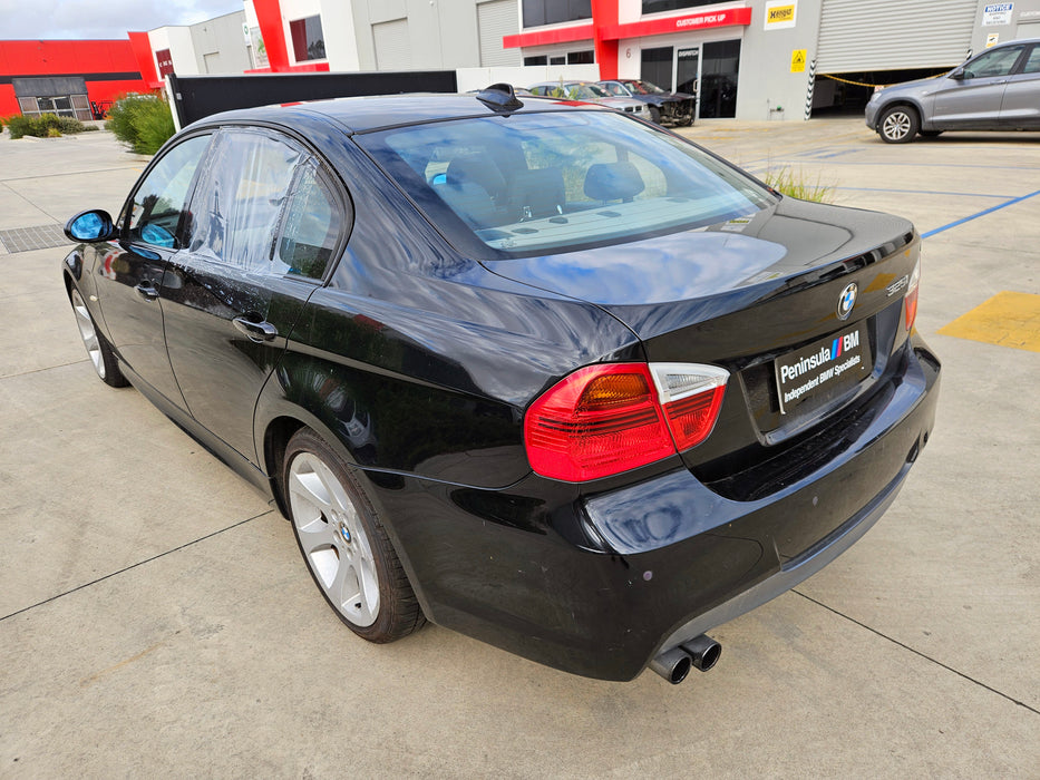 S3263 3' E90 Sedan 325i N52 AUTO 2006/02