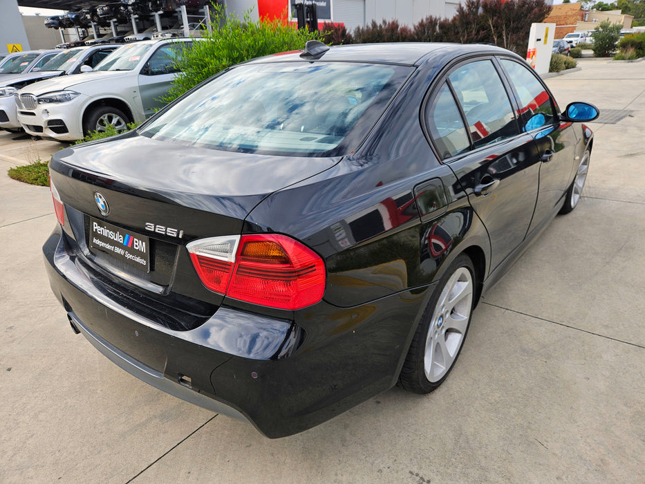 S3263 3' E90 Sedan 325i N52 AUTO 2006/02