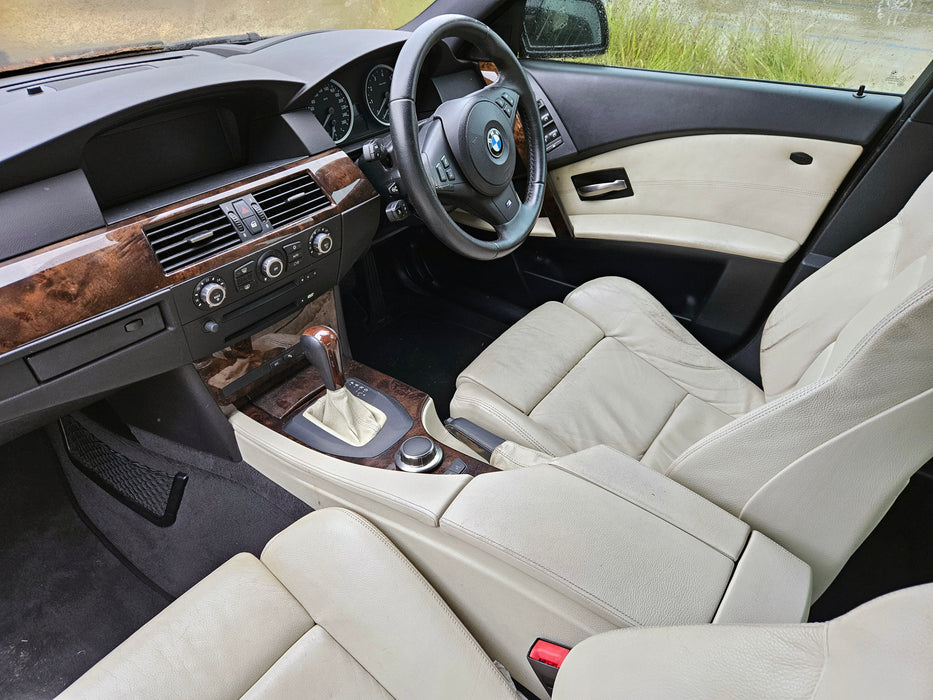 S3266 5' E60 Sedan 530i N52 AUTO 2006/06