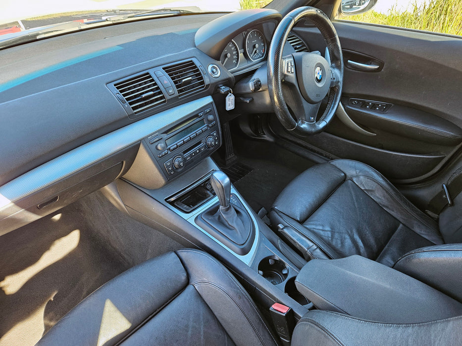 S3269 1' E87 Hatch 118i N46 AUTO 2005/12