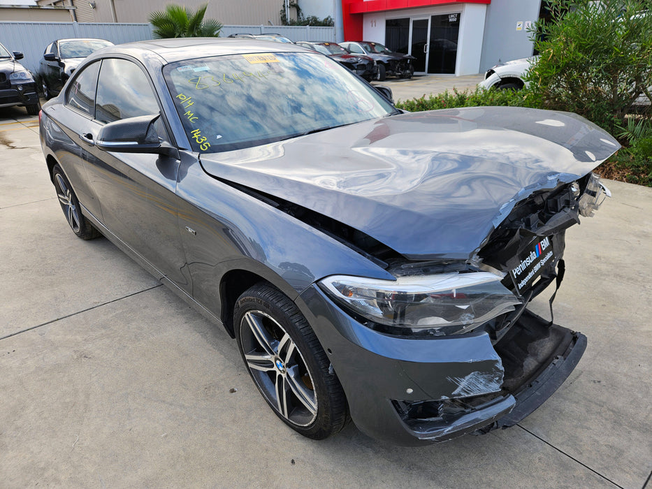 S3278 2' F22 Coupe 220d B47 AUTO 2015/05