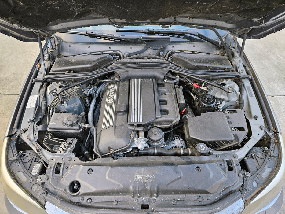 S3284 5' E60 Sedan 525i M54 AUTO 2004/03