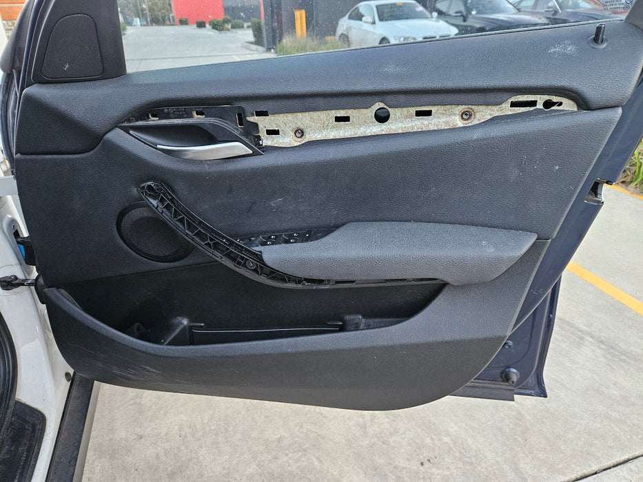 S3285 X1 E84 SAV 18d N47N AUTO 2013/07