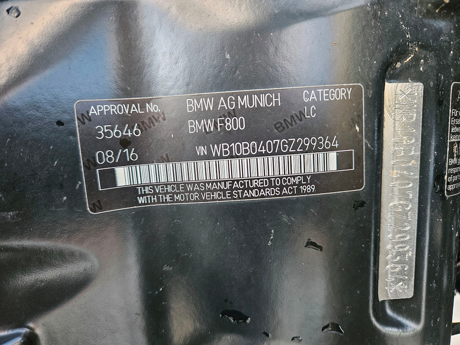 S3286 K73 Bike F800 R 2-ZYL 2016/06