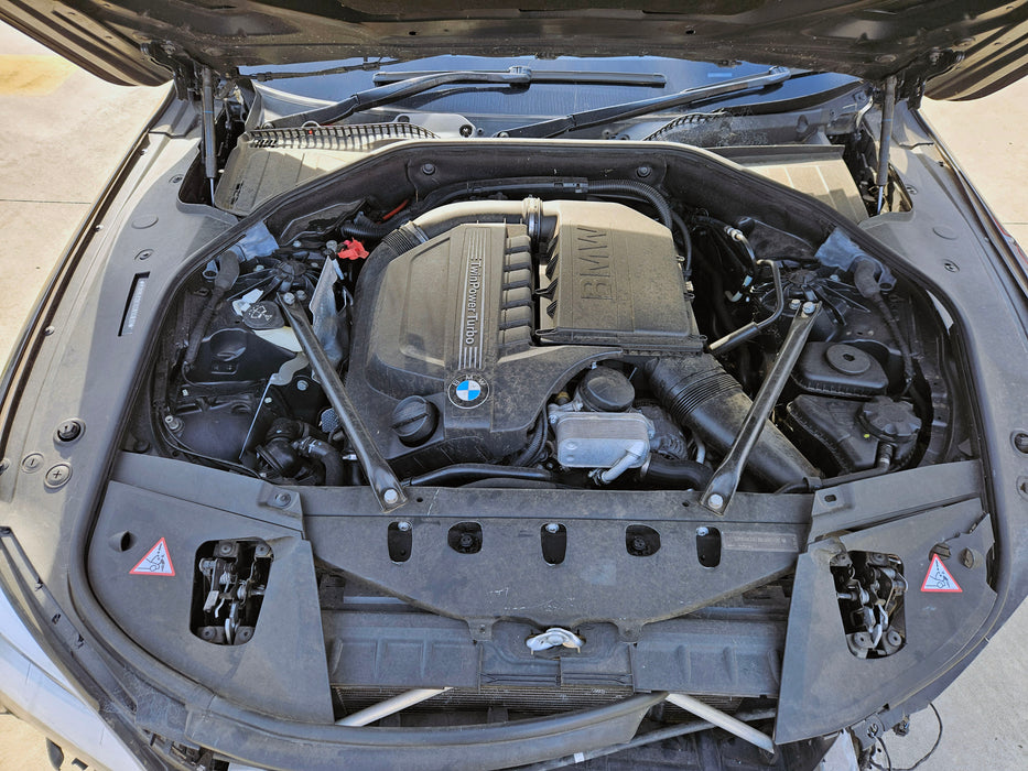 S3287 7' F01 LCI Sedan 740i N55 AUTO 2013/07