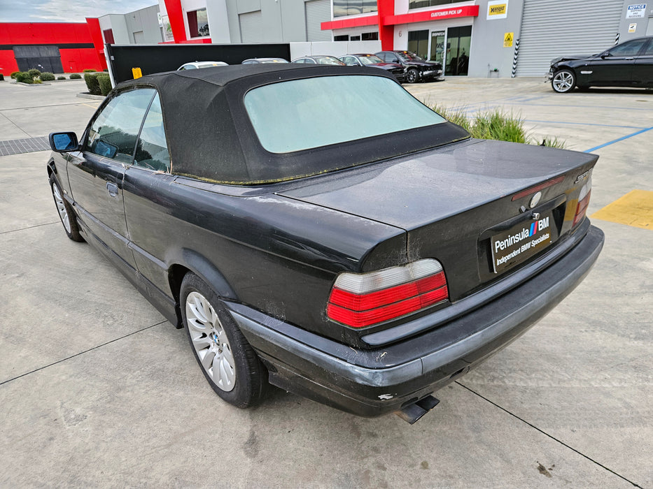 S3291 3' E36 Convertible 328i M52 AUTO 1996/09