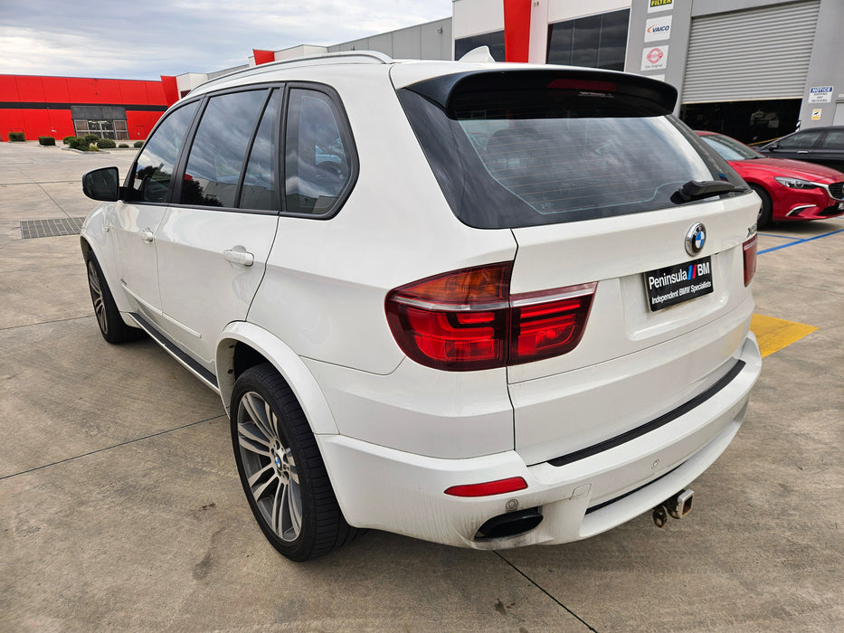 S3292 E70 X5 LCI SUV 30dX N57 AUTO 2013/04