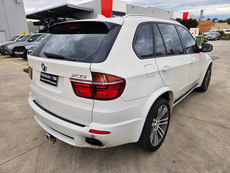 S3292 E70 X5 LCI SUV 30dX N57 AUTO 2013/04