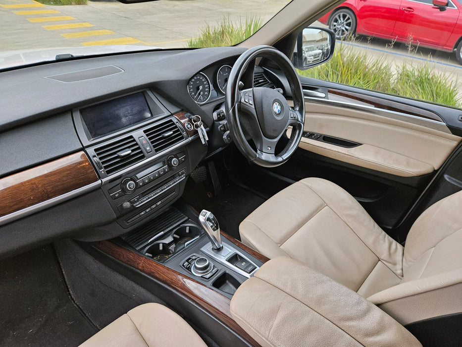 S3292 E70 X5 LCI SUV 30dX N57 AUTO 2013/04
