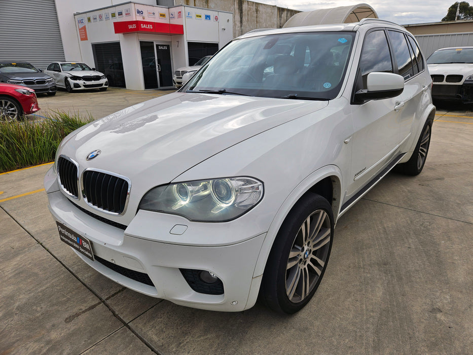 S3292 E70 X5 LCI SUV 30dX N57 AUTO 2013/04