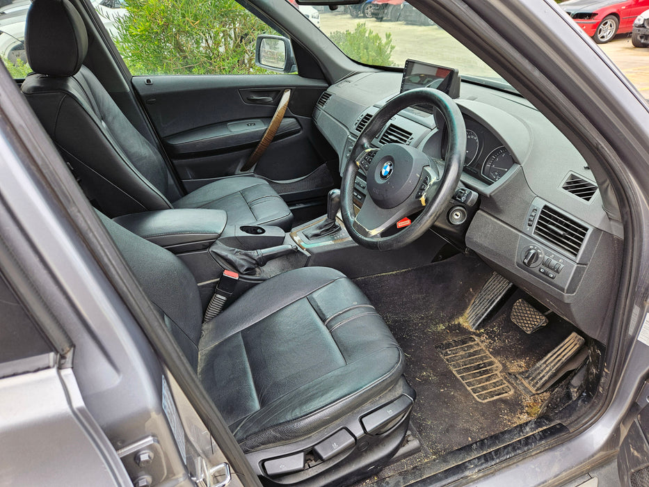 S3295 E83 X3 SUV 2.5i M54 AUTO 2004/07
