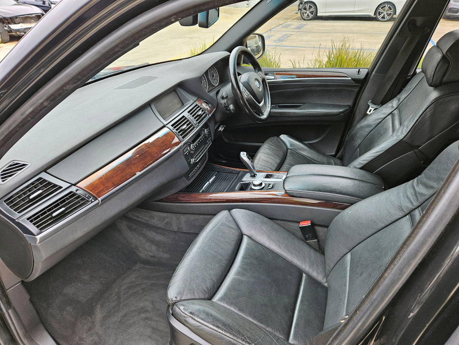 S3297 X5 E70 SUV 4.8i N62TU AUTO 2007/07
