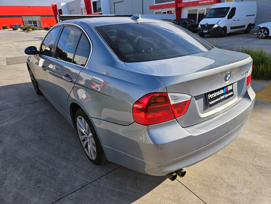 S3300 3' E90 Sedan 330i N52 AUTO 2005/05