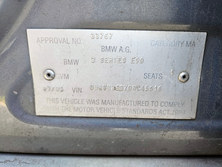 S3300 3' E90 Sedan 330i N52 AUTO 2005/05