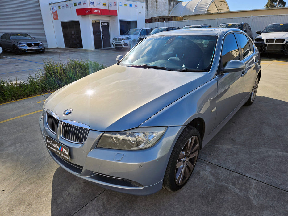 S3300 3' E90 Sedan 330i N52 AUTO 2005/05