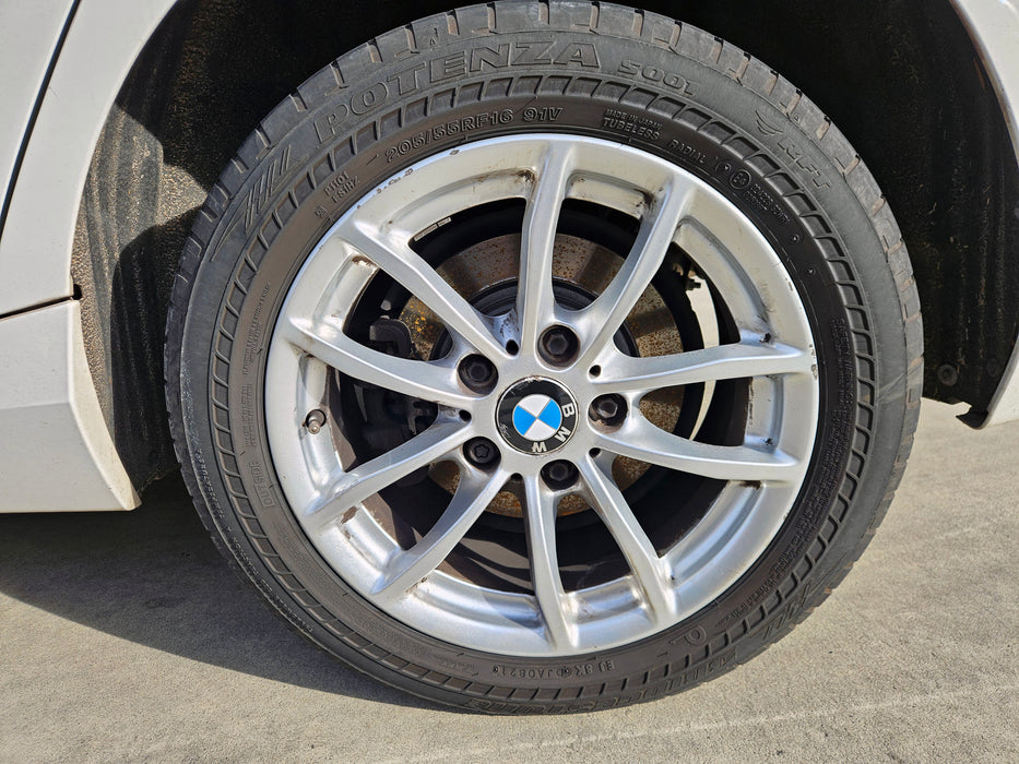 S3301 1' F20 Hatch 116i N13 AUTO 2014/01